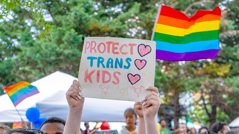 la transphobie tue, protect trans kids